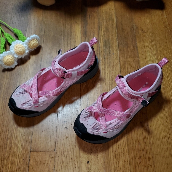 Lands' End Pink Sneaker Water Shoe - Picture 10 of 11